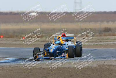 media/Feb-19-2022-Cal Club SCCA Super Tour (Sat) [[420969159b]]/Group 6/Race (Outside Grapevine)/